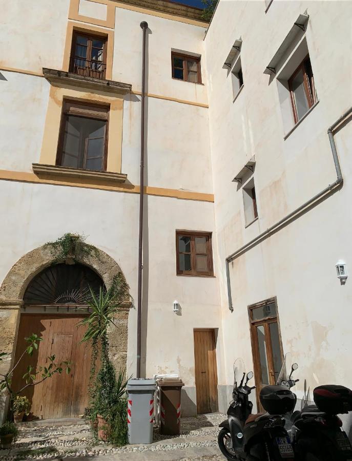 Apartamento Palazzo Resuttana Palermo Exterior foto